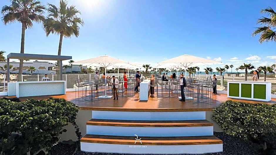Casa Blanca Golf Villas