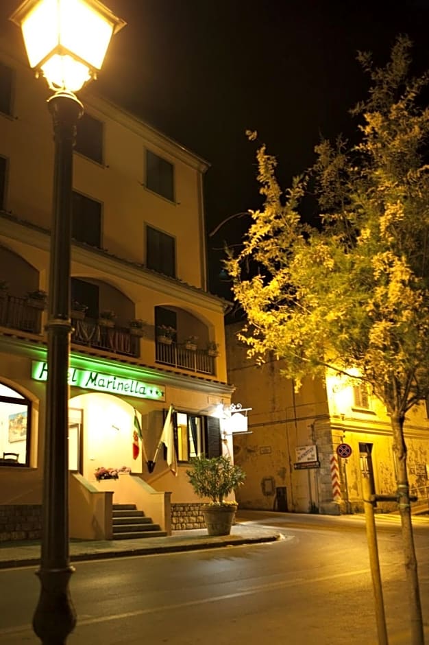 Hotel Marinella