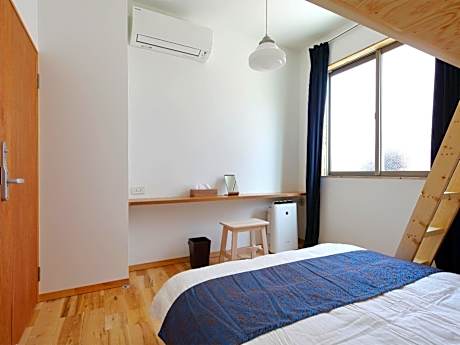 Double Room with Shared Bathroom