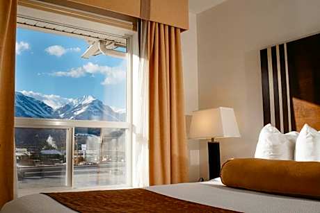 Ramada Limited Golden