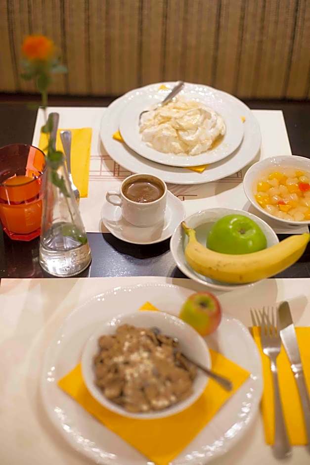 Davitel - Tobacco Hotel