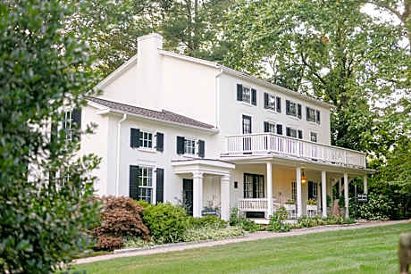 Fairville Inn