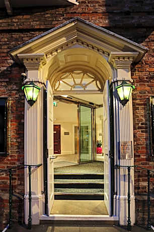 Dean Court Hotel, BW Premier Collection