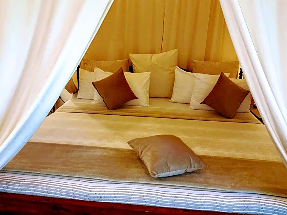 Pink Flamingo Boutique Hotel