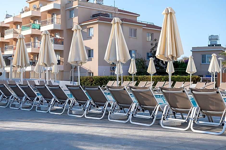 Kefalos Damon Hotel Apartments