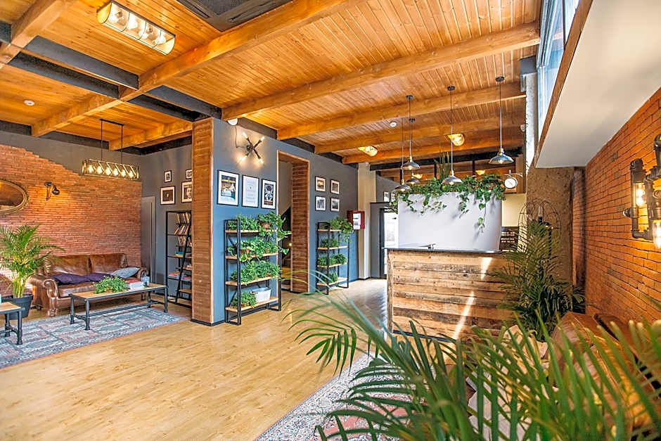 Timber Boutique Hotel