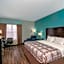 La Quinta Inn & Suites by Wyndham Knoxville East