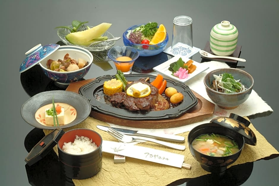 Tsuruya Hotel