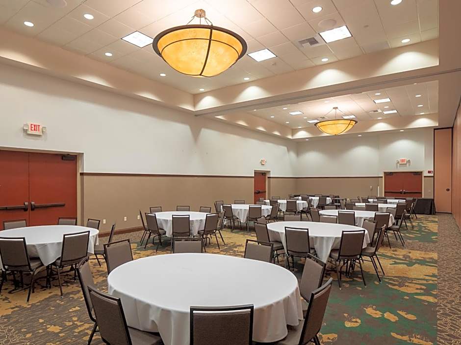 Holiday Inn Stevens Point - Convention Center By IHG