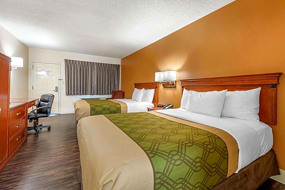 Econo Lodge Louisville Downtown