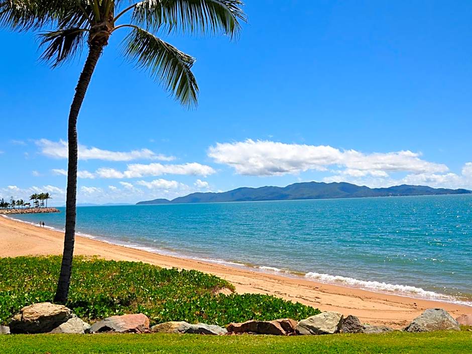 Palm Waters Holiday Villas