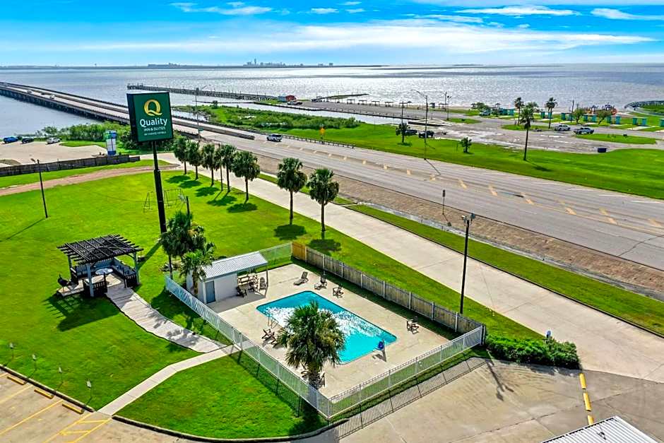 Quality Inn & Suites Port Lavaca near Lighthouse Beach