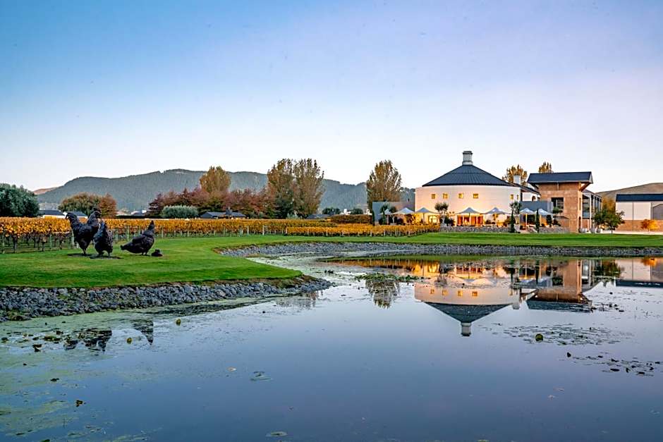 Craggy Range Luxury Vineyard Retreat