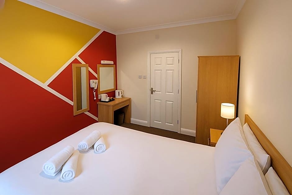 Russel Court Hotel Bournemouth Central