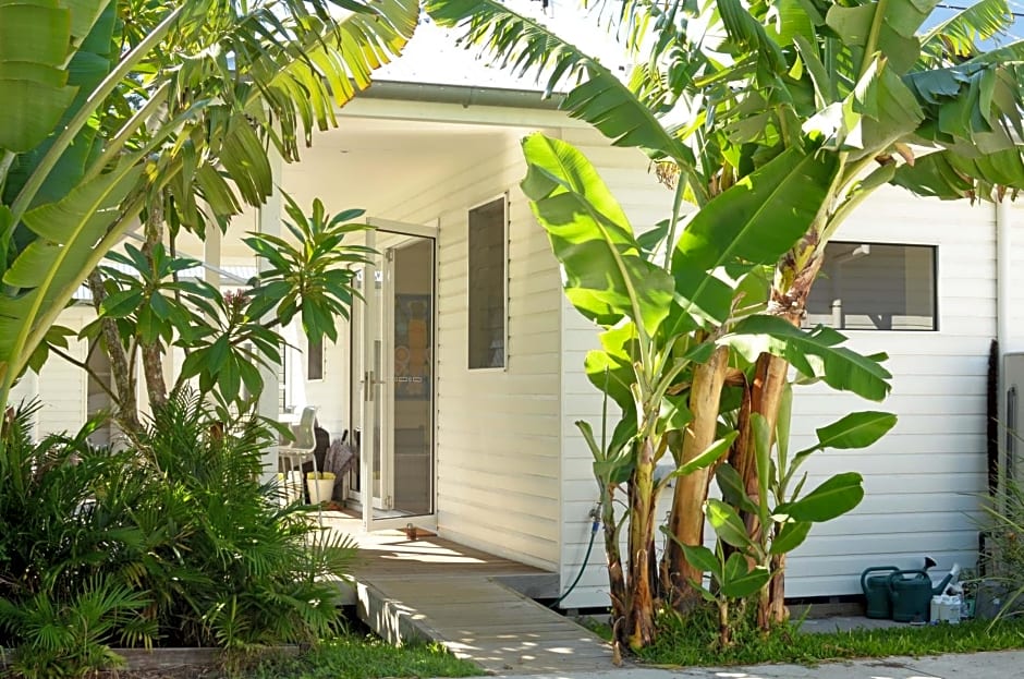 Byron Palms Guesthouse & Spa - Adults Only