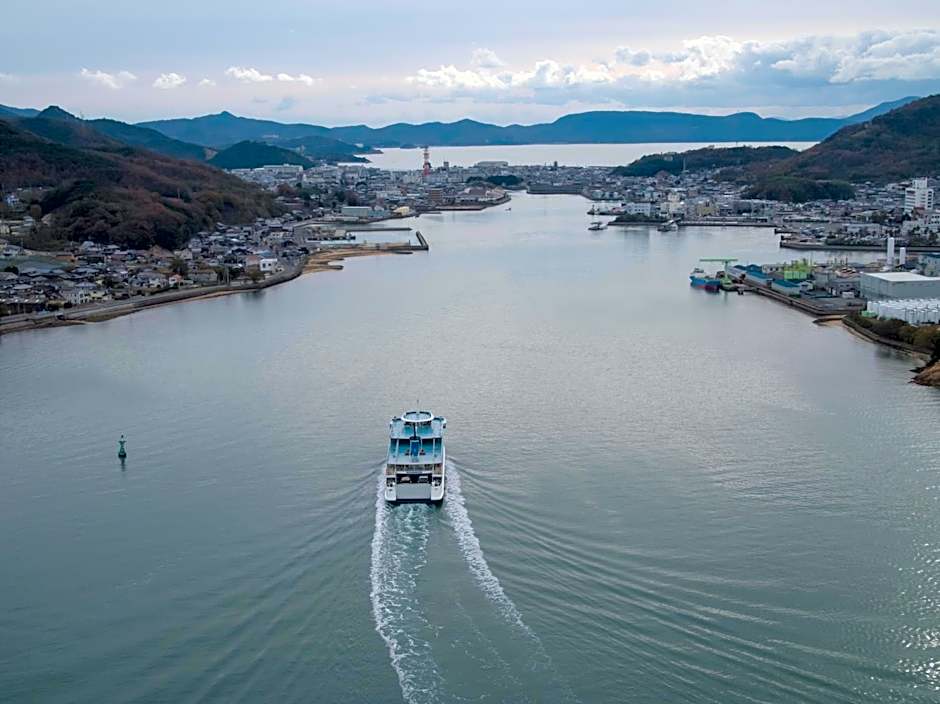 島泊 島飯 島湯