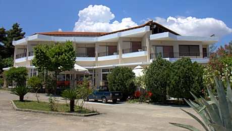 Pashos Hotel