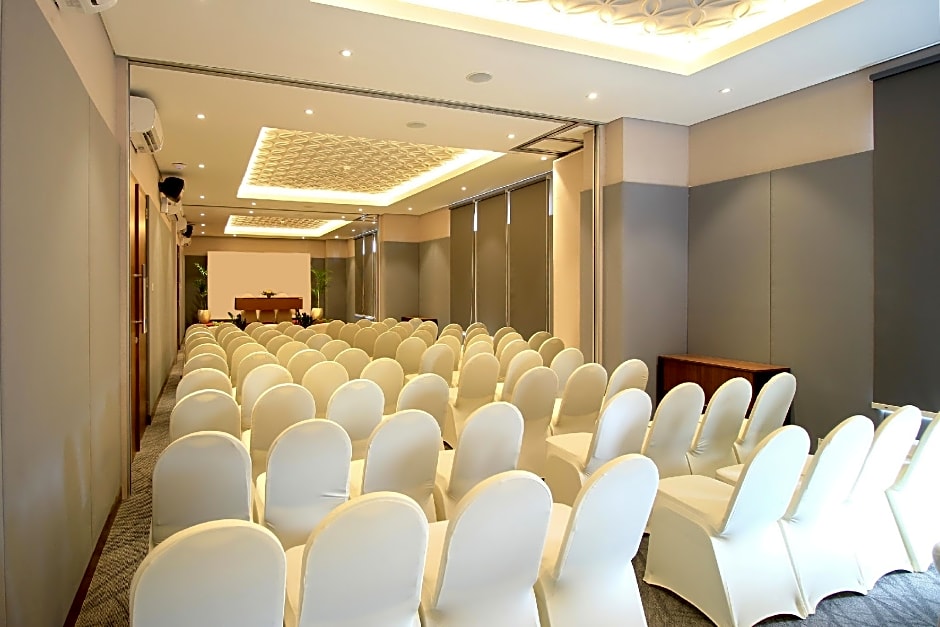 BATIQA Hotel Darmo - Surabaya