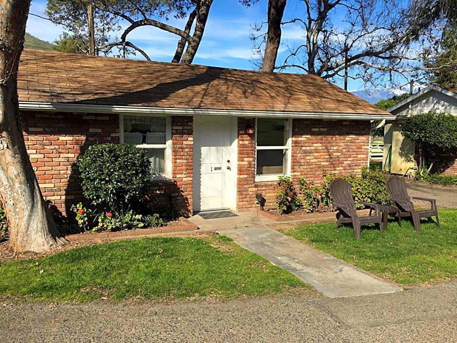 Lazy J Ranch Americas Best Value Inn