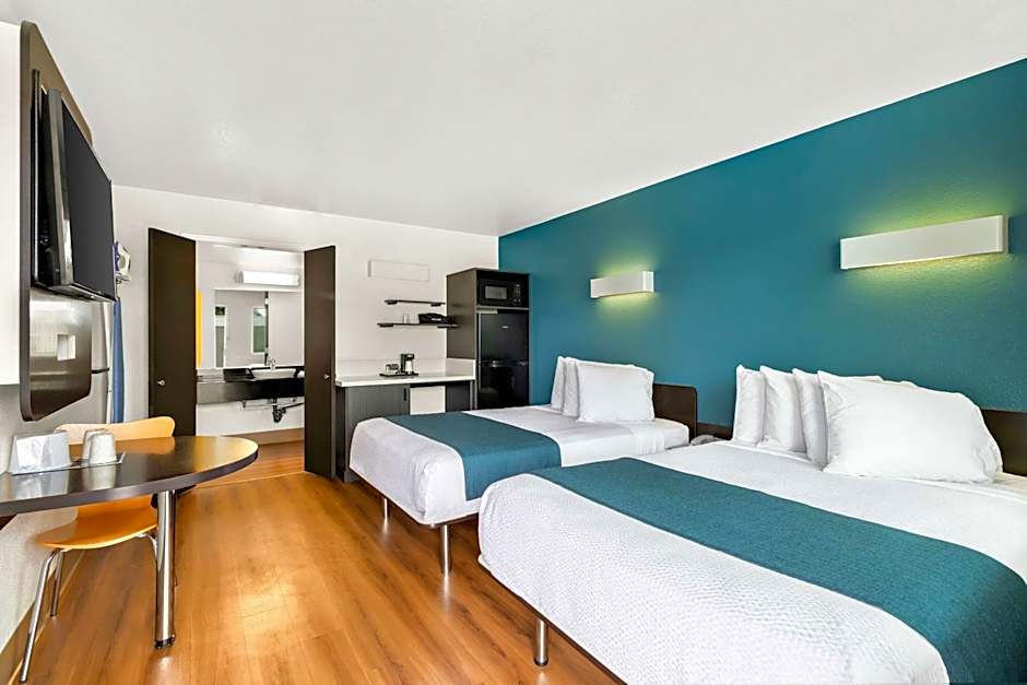 Studio 6 Suites Carpinteria, CA Santa Barbara South