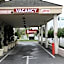 Caravelle Inn & Suites