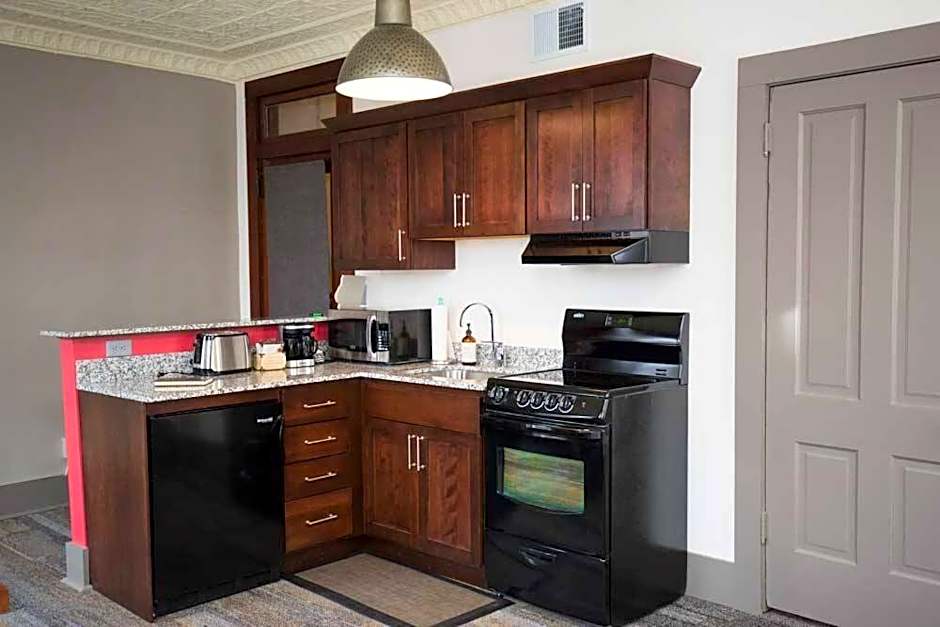Dodici Night Suites