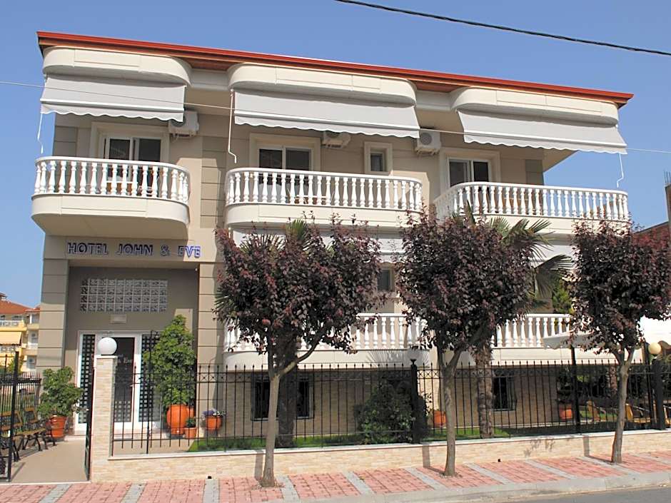 John & Eve Hotel