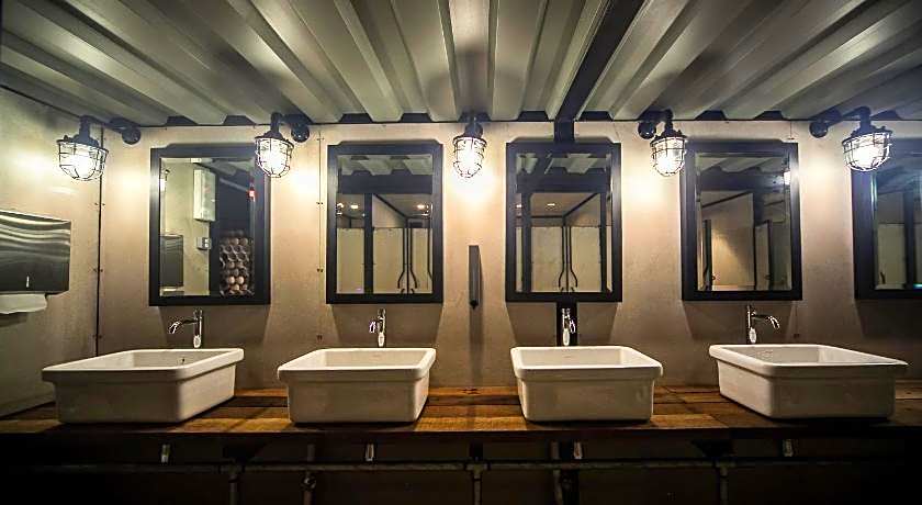 CapsuleTransit Landside, Airport Hotel - Public Area - Gateway KLIA T2, Lvl 1