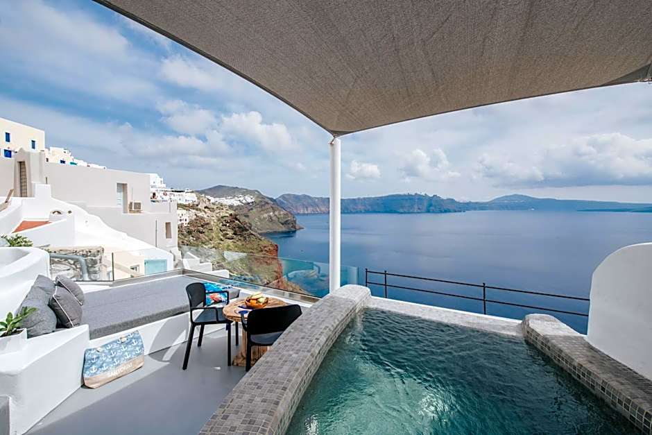 Virginia's Cave Villas