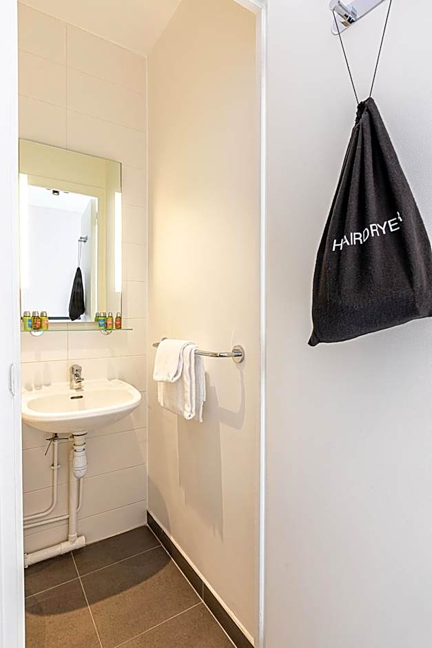 Hotel at Gare du Nord