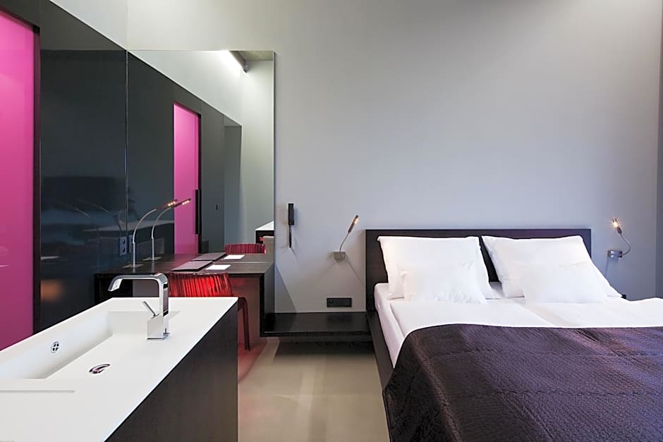 Miura Hotel