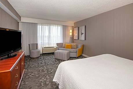 King Room with Sofa Bed