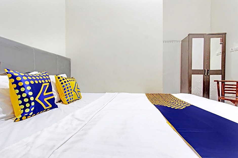 Hotel O Guest House Cemara 1 Syariah