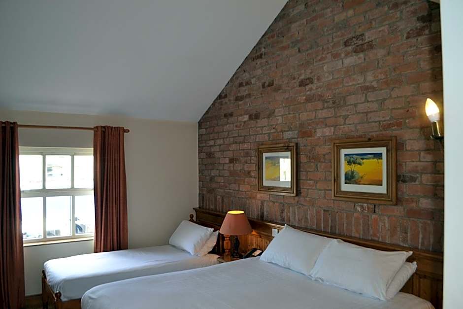 Walsh's Hotel and Apartments