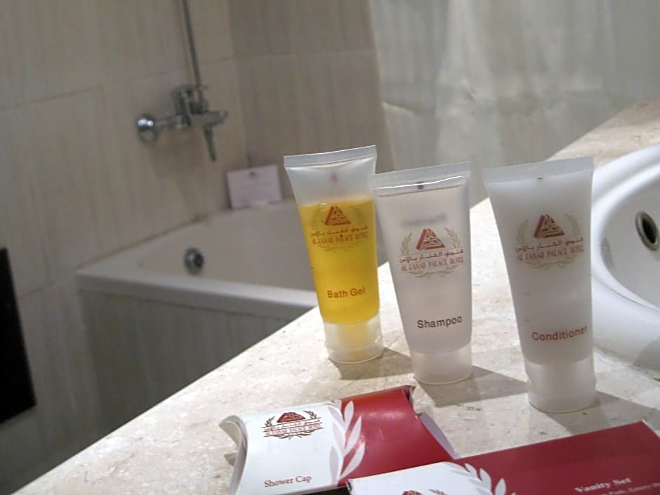 Al Fanar Palace Hotel and Suites