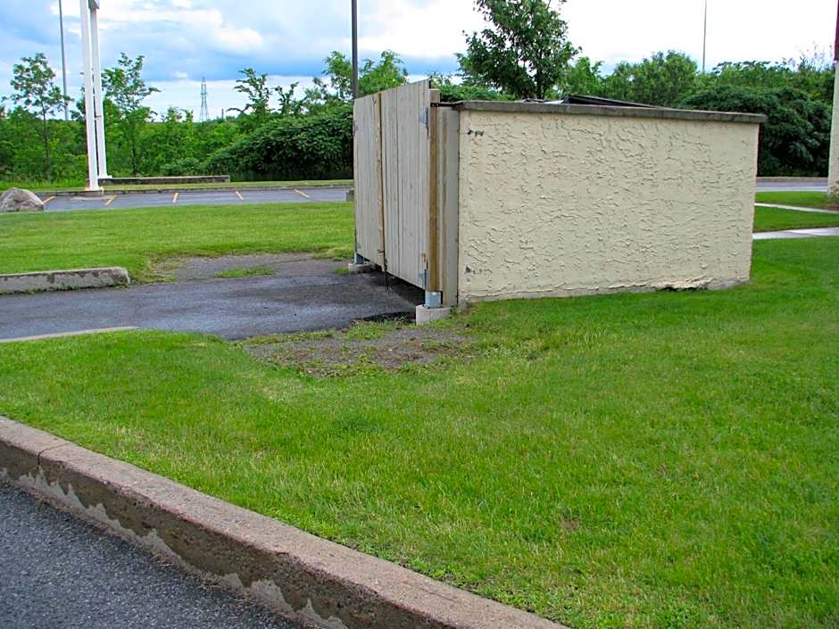 Travelodge by Wyndham Ottawa East