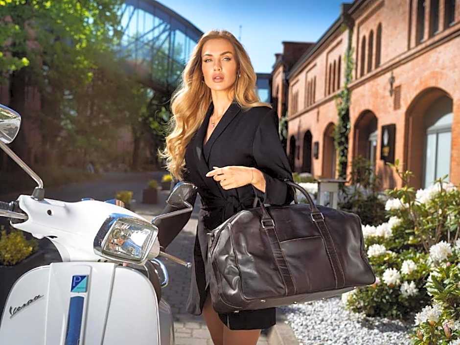 City Park Hotel & Residence