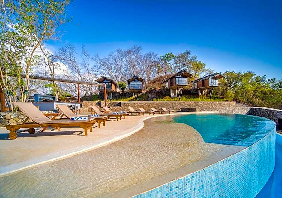 Pacific Kalokairi - Adults Only