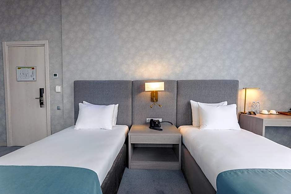 Meta Business Hotel By King David