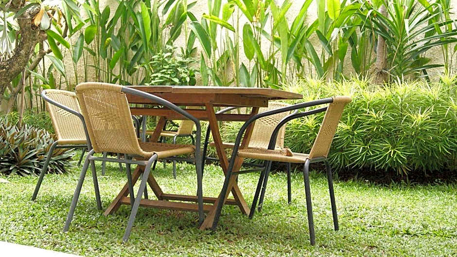 Sugiras Living Guest House