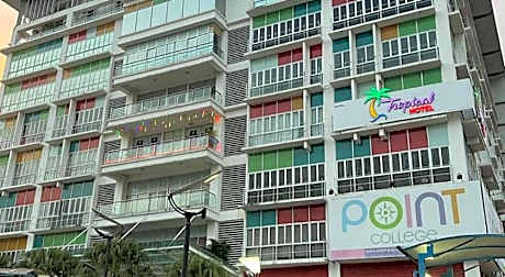 Tropical Hotel Kota Damansara