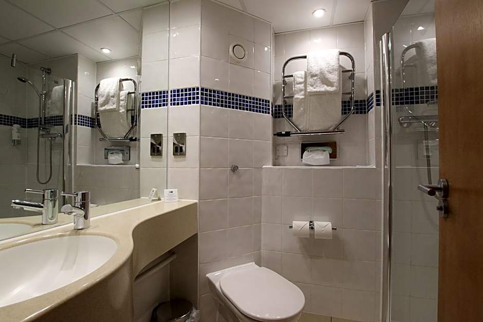 Photo 1 of 1 of Standard 1 King Bed