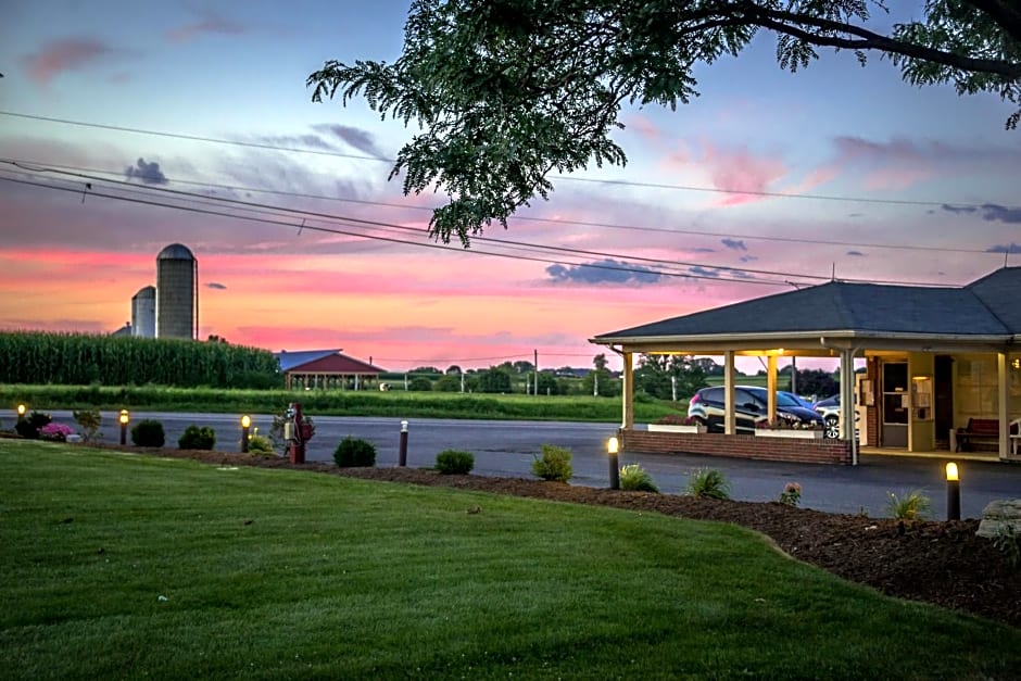 Harvest Drive Family Inn - Renovated Rooms