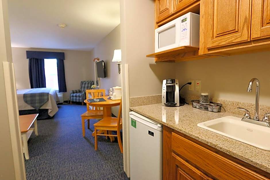 Blue Gate Garden Inn