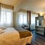 La Dolce Vita Hotel