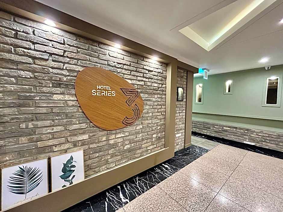 Series hotel