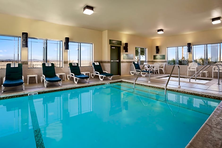 Holiday Inn & Suites - Barstow, an IHG Hotel