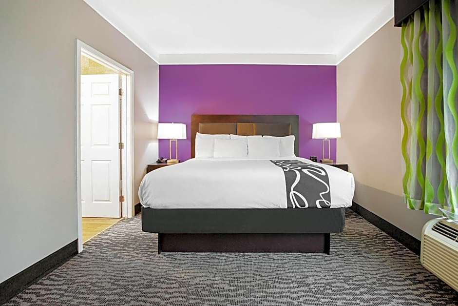 La Quinta Inn & Suites by Wyndham Pearland