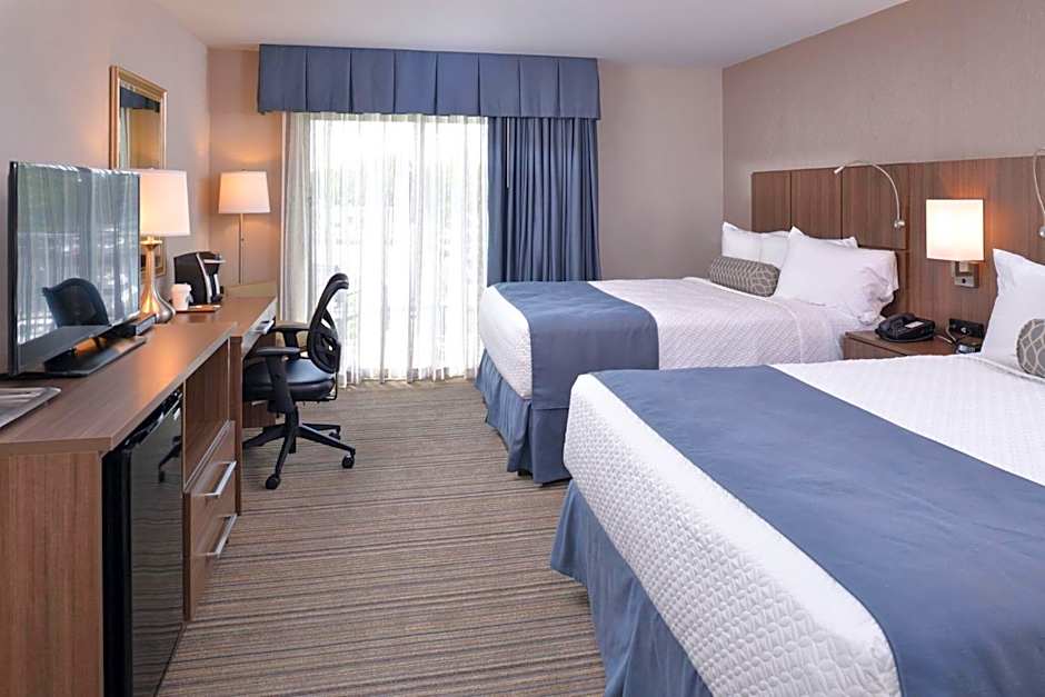 Anchored Inn at Hidden Harbor