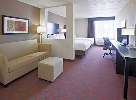 Suite with Two Beds - Non-Smoking